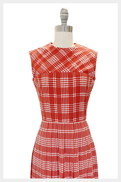 1960s red and white check summer vintage day dress w pleated skirt | size small
