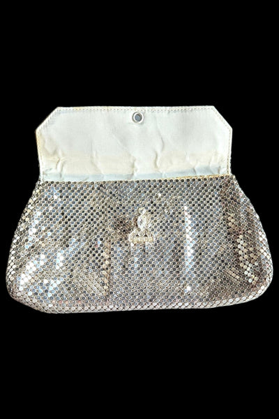 1950s Whiting and Davis silver tone mesh envelope style handbag | vintage 50s mesh evening bag with rhinestone clasp