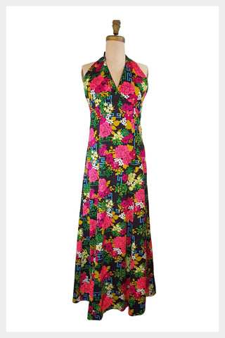 Modern garden art | vintage 1970s maxi | 70s floral halter dress