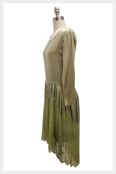 1920s Green Silk Lace Dress: Art Deco Drop Waist, Size Small