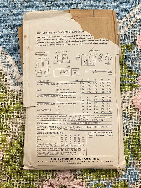 1950s Butterick Sewing Pattern 8641: Bust 38, Chemise & Pedal Pushers