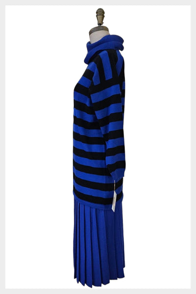 80s Sweater Skirt Set | Blue Black Striped Acrylic, Medium