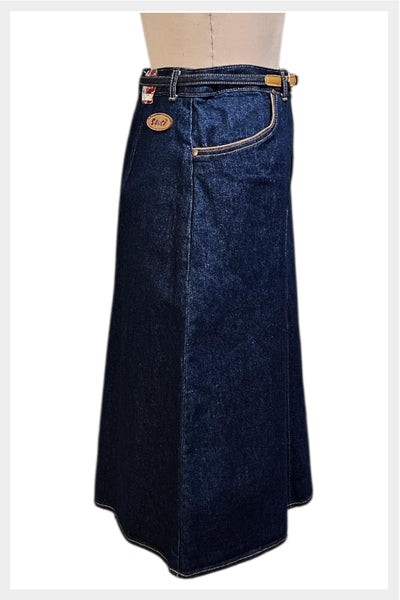 1970s high-waisted denim skirt with belt | Made in Canada | front fly | Medium