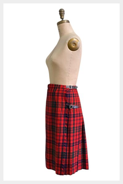 Vintage 1970s Scottish red tartan plaid wool kilt skirt | medium