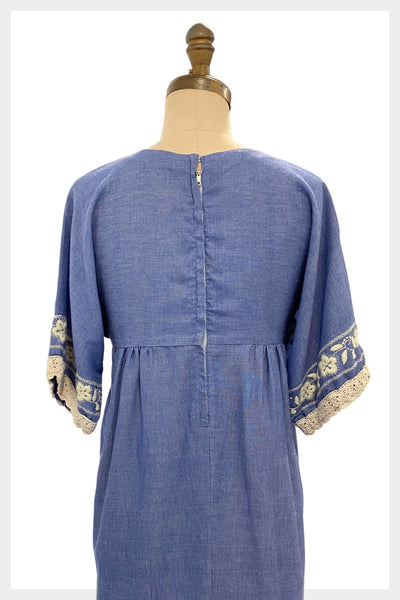 1970s blue chambray boho dress with embroidery and crocheted trim | size medium