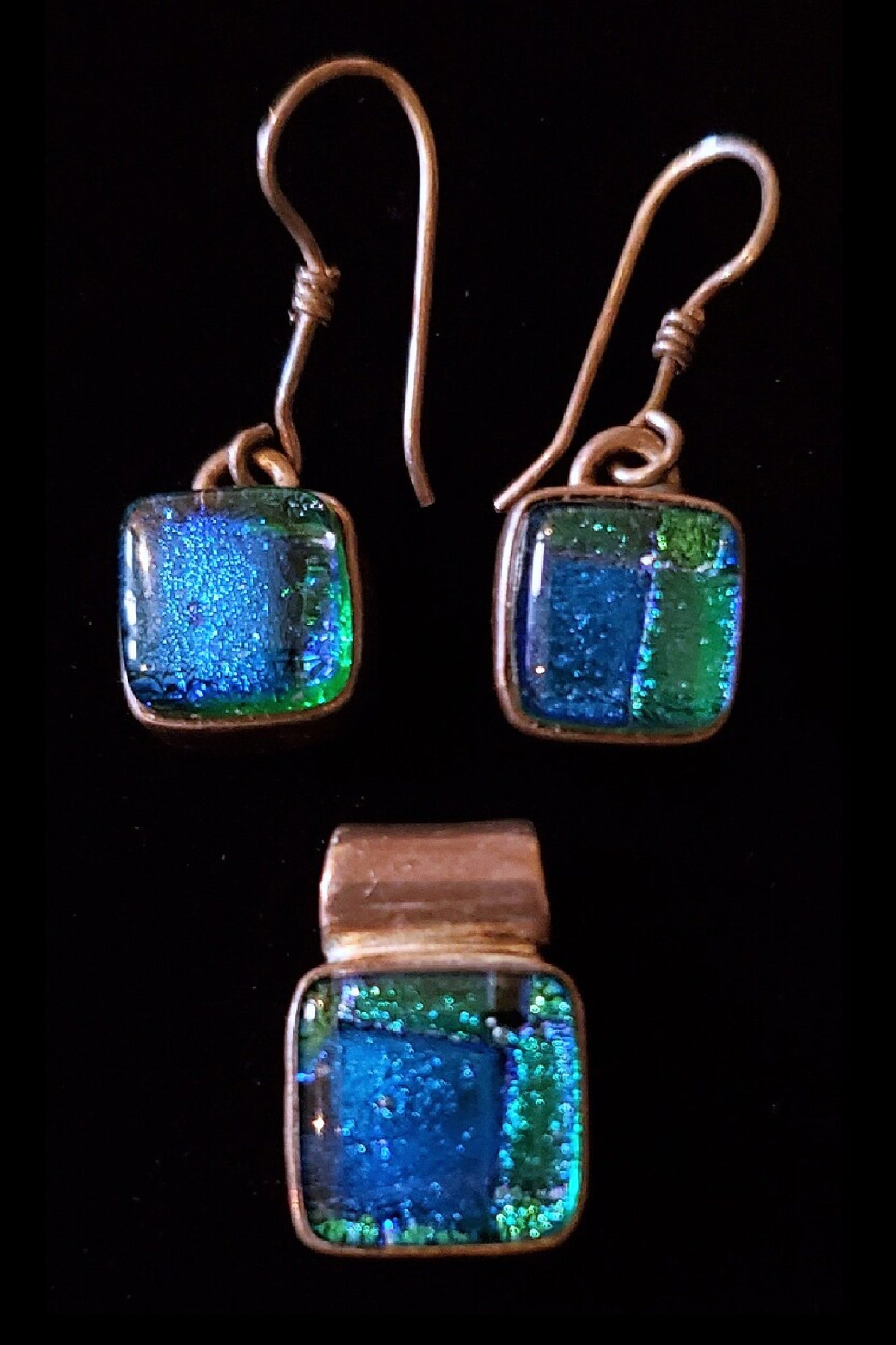 Vintage pierced artisan glass and silver earrings  w pendant | silver art glass set