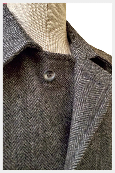 1970s herringbone gray tweed overcoat in a charcoal colour by Energy Manufacturing Company | Size 42