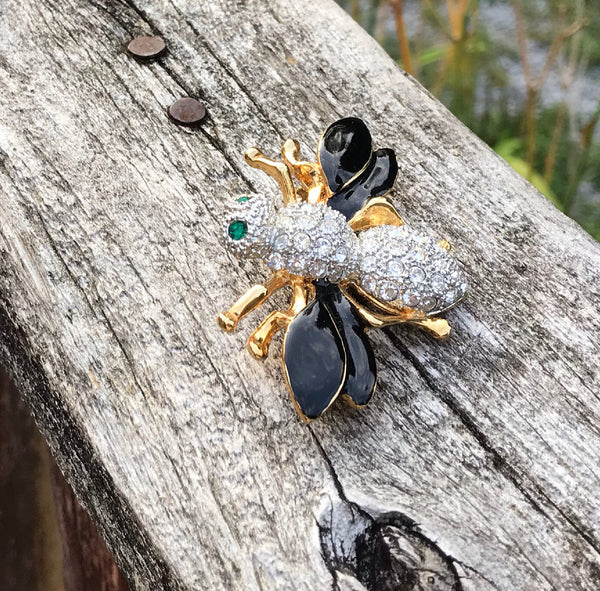 Beautiful Bee | vintage bumble bee enamel and crystal rhinestone pin | bee brooch