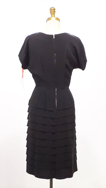 1940s early 1950s fitted rayon pleated little black dress | medium