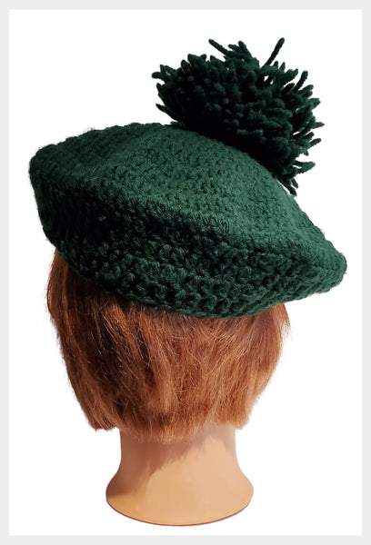 1970s acrylic hand knit green tam hat with pom-pom