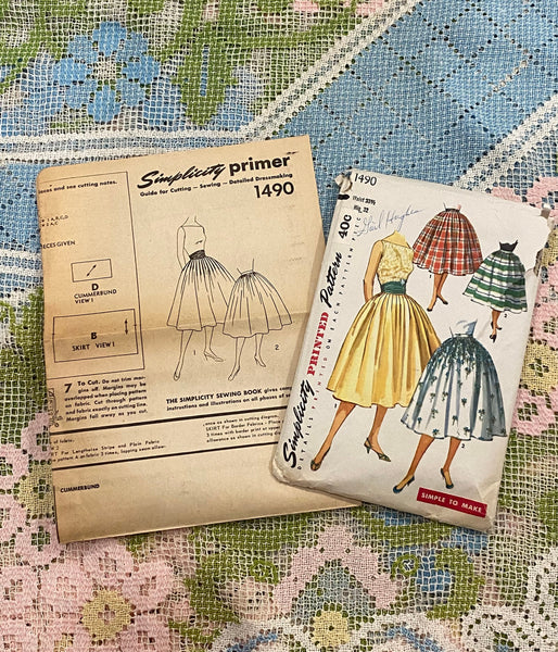 1950s skirt Simplicity sewing pattern 1490 | 50s Junior and Misses gathered full skirt, cummerbund pattern | Waist 23.5 XXS | Complete