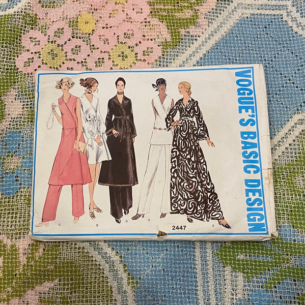 1970s Vogue Basic Design no. 2447 sewing pattern | 70s misses’ wrap dress wrap tunic and pants | Bust 40 vintage size 18 | Complete